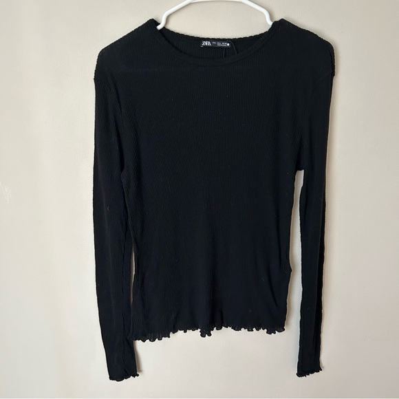 NWOT Zara Black Lettuce Trim Crewneck Lightweight Sweater Women’s Size Large - Picture 2 of 7